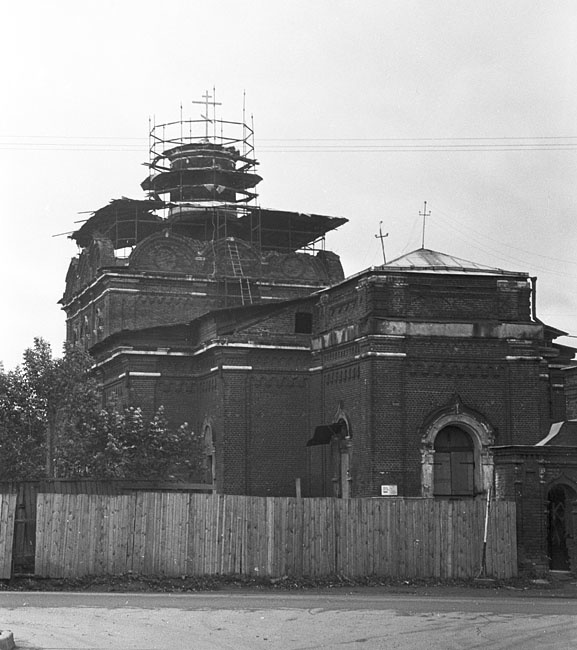 церковь Спаса Преображения в Тушино, 1990 г. (зап.)