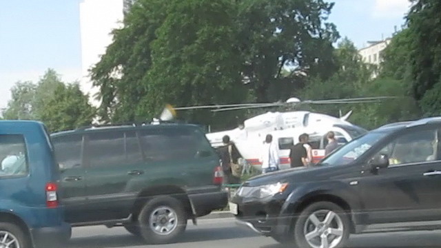Вертолет на Туристской сегодня 27.06.2011 16:00.