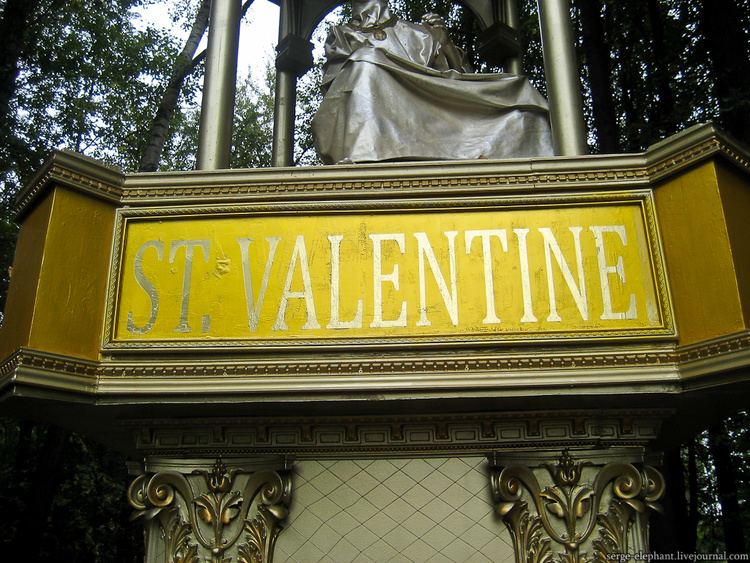 Памятник Святому Валентину в Тушино