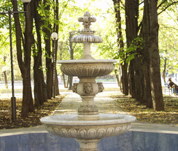 Сквер "Салют": фонтан, танцы, город Тушино...