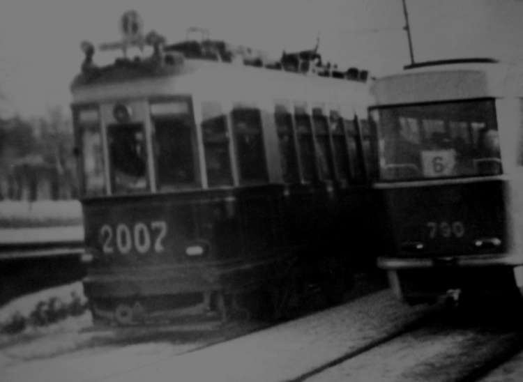 869375