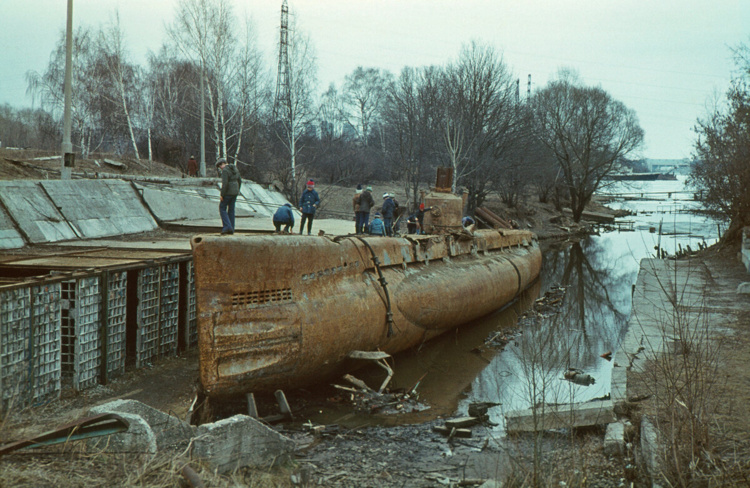 scale_1200