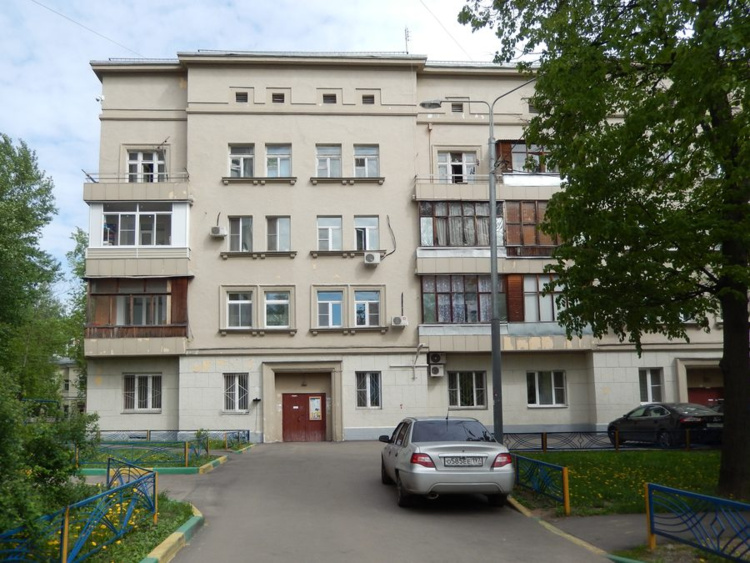 Дом №17 со двора