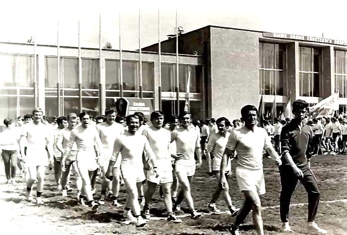 парад-30