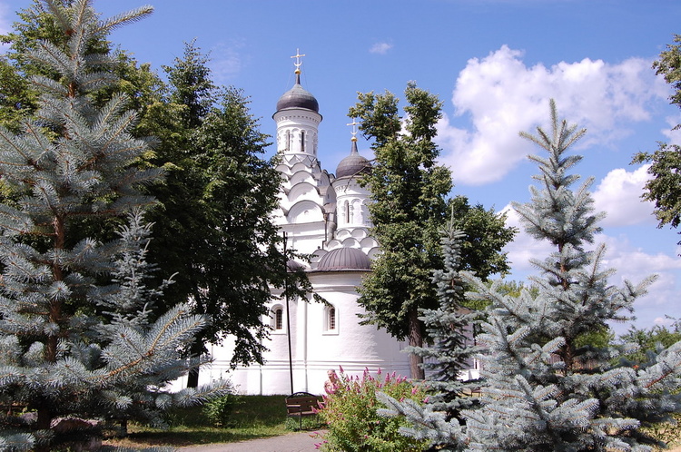 Храм Живоначальной Троицы в Хорошеве.